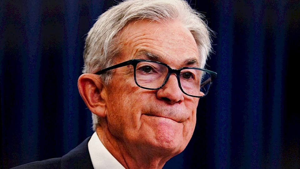 Der Chef der amerikanischen Notenbank deutet auf weitere Zinssenkungen hin. (Bild Fotofield/Shutterstock)