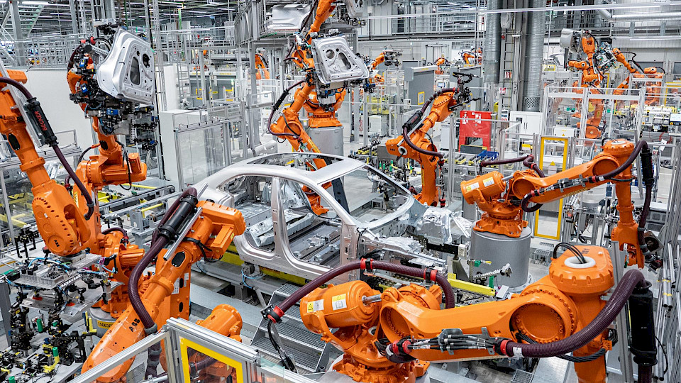 Die Anpassungen und Abschreibungen bei Porsche haben die Konzernrechnung mit 4,7 Milliarden Euro belastet. (Bild pd)