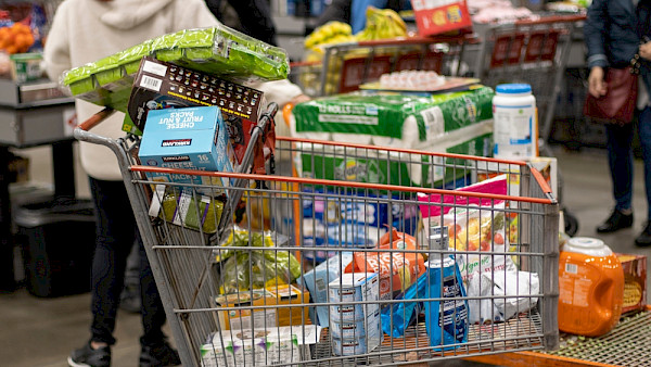 Konsumlaune der Schweizer Bevölkerung steigt schneller