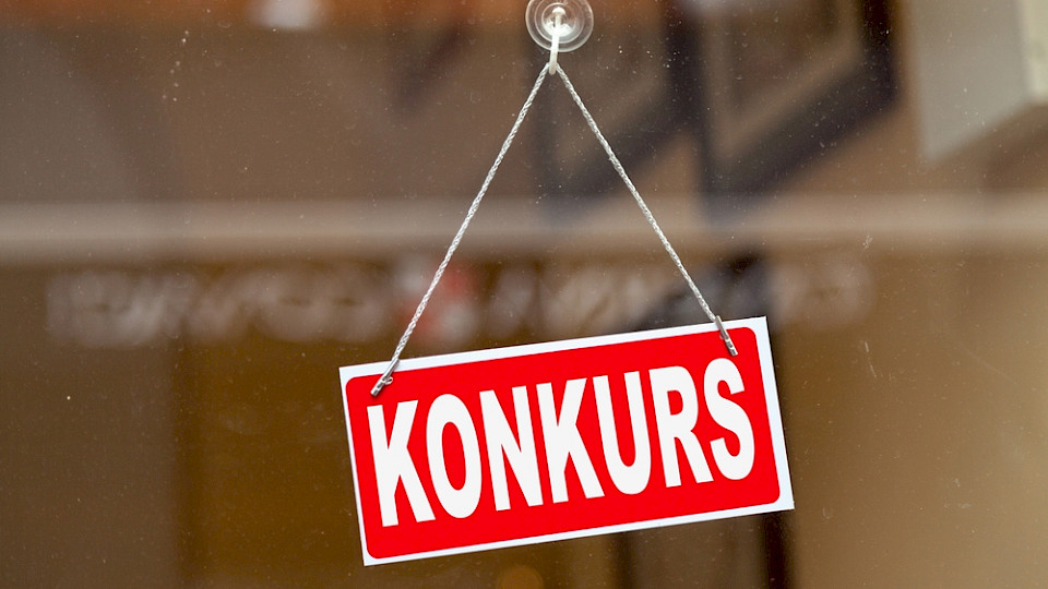 Seit diesem Jahr lassen sich auch die Steuerschulden von Firmen per Konkursverfahren geltend machen. (Bild Breizhatao/Shutterstock)