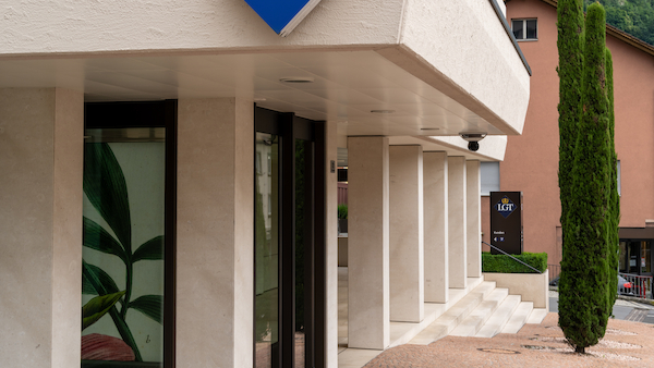 LGT verdient mehr und steigert Neugelder