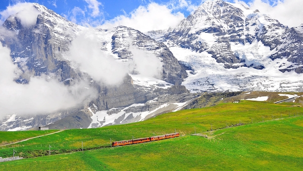 Jungfraujoch unter den Top 10: Wo sich die Reise laut Millionen Bewertungen wirklich lohnt