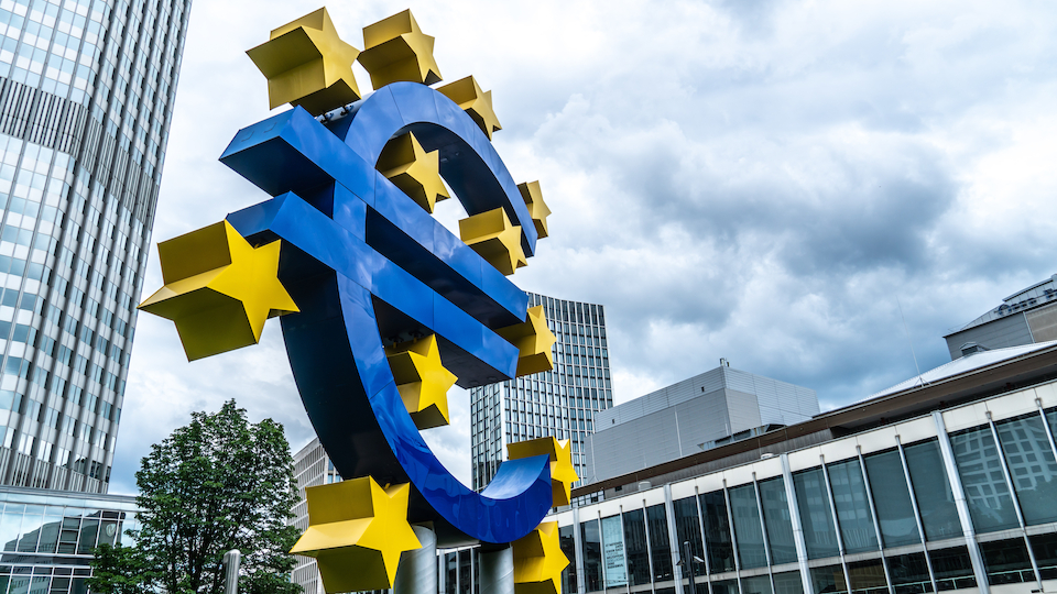 Carmignac rechnet mit einer Zinserhöhung durch den EZB-Rat am Donnerstag. Die Zeichen mehren sich, dass weitere Erhöhungen folgen (Bild: Adobe Stock)
