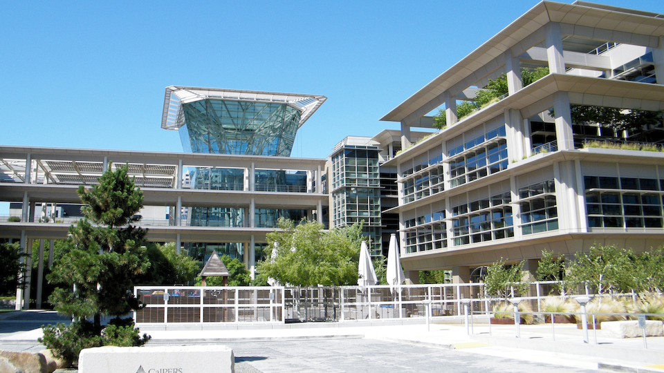 Das Hauptquartier von CalPERS in Sacramento, Kalifornien: Die Jahresperformance einer der grössten PKs der Welt markiert den besten Wert seit 5 Jahren (Bild: CalPERS)