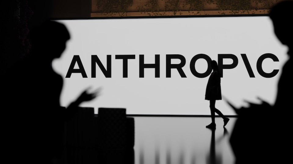 Ein Essay des Anthropic-Chefs Dario Amodei führte zu heftigen Marktreaktionen (Bild: Shutterstock)
