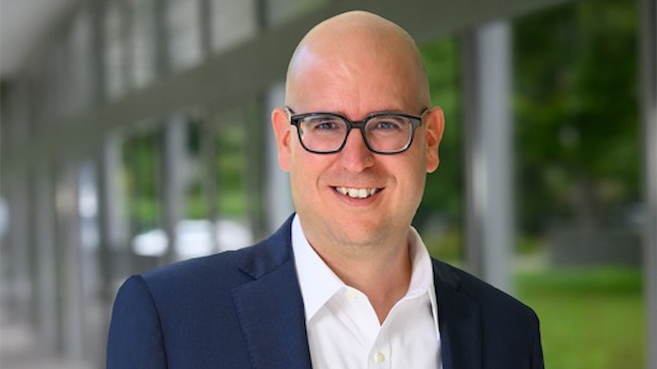 Mathis Blöchlinger ist per 1. Chief Investment Officer (CIO) der AXA Schweiz (Bild: AXA Schweiz)